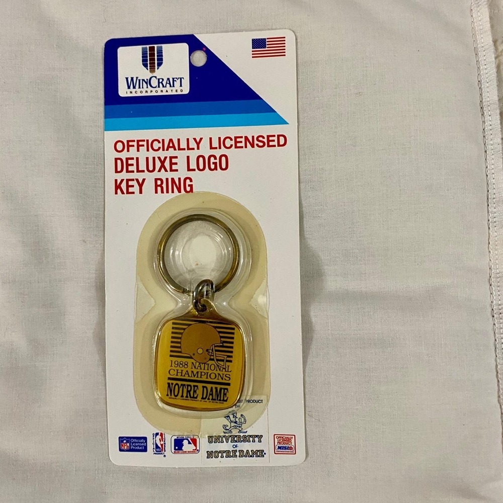 WinCraft Notre Dame 1988 National Champions Key Ring OS Gold Brass VTG NCAA New